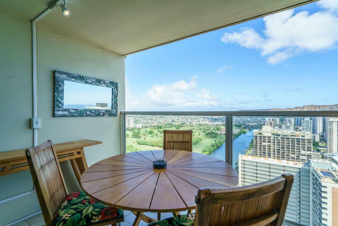Skyline Island Colony Aparthotel